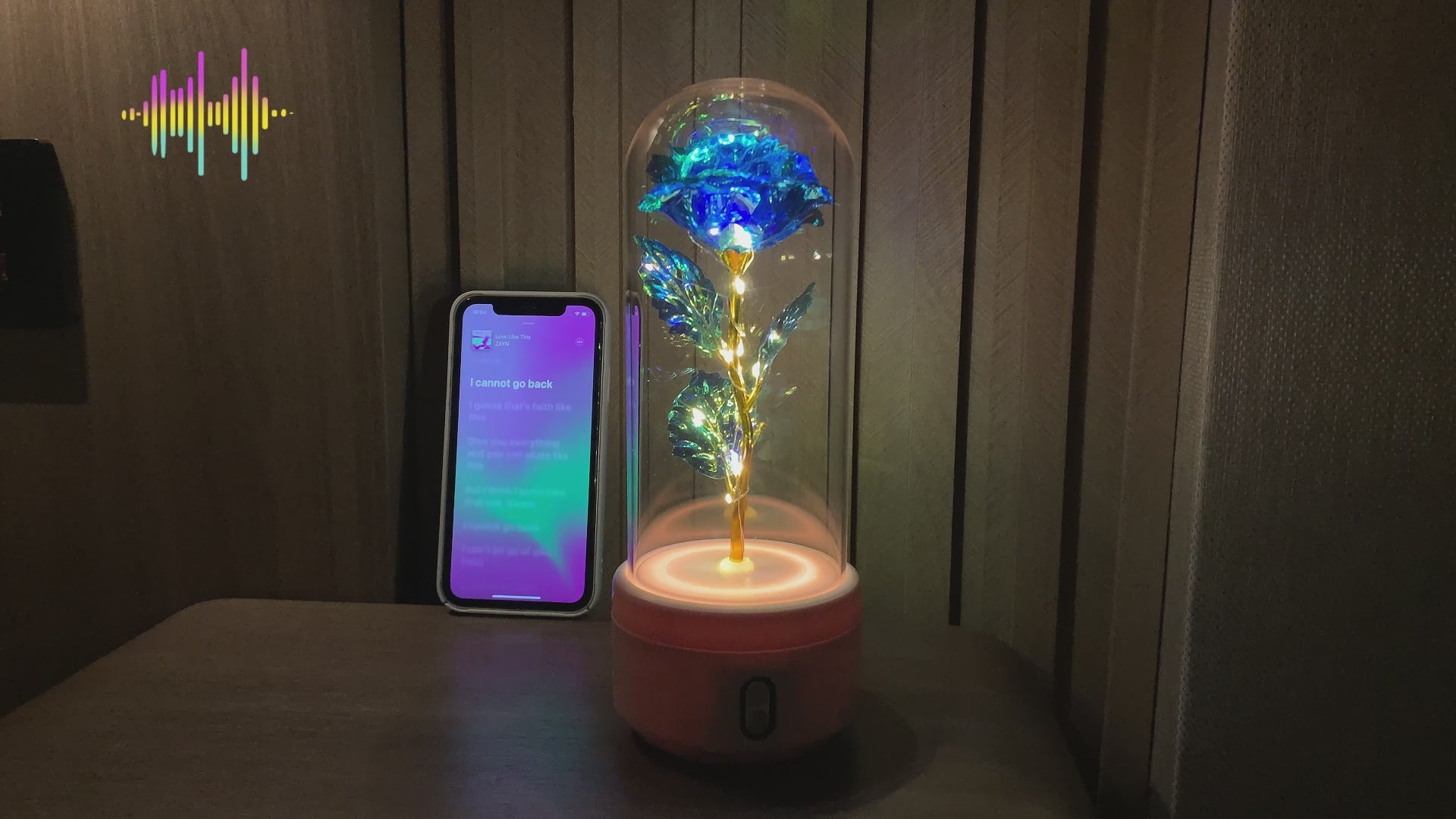 LED Eternal Rose Glass Dome - product video 1
